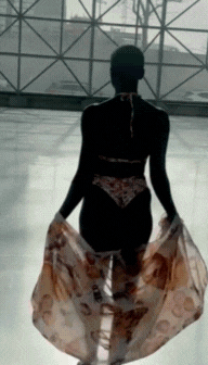 Nicolette Sarong - Oh, Honey